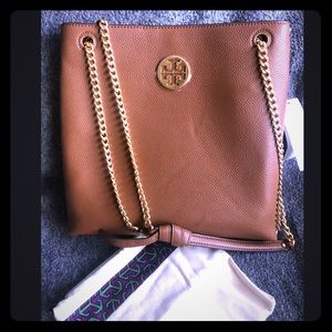 everly leather swingpack tory burch